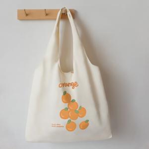 cotton shopper with silkscreen printing 